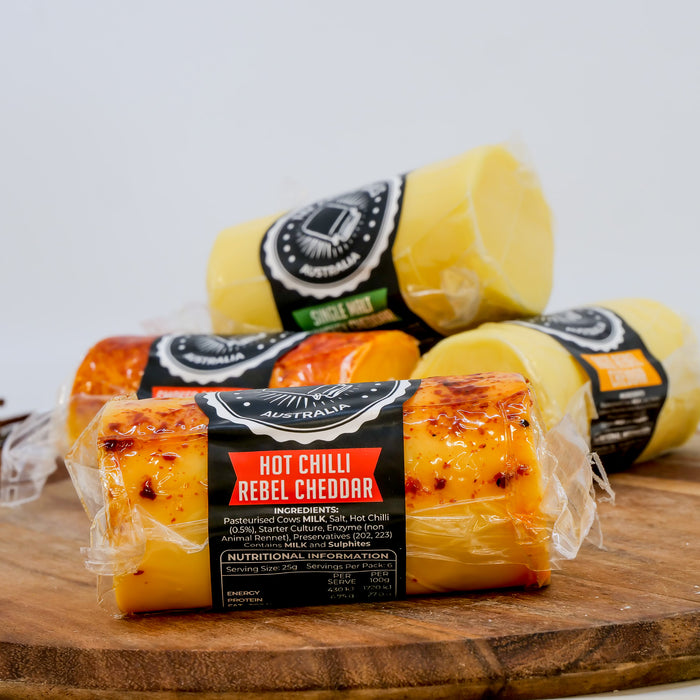 THE CHEESE REBELS HOT CHILLI CHEDDAR 150G
